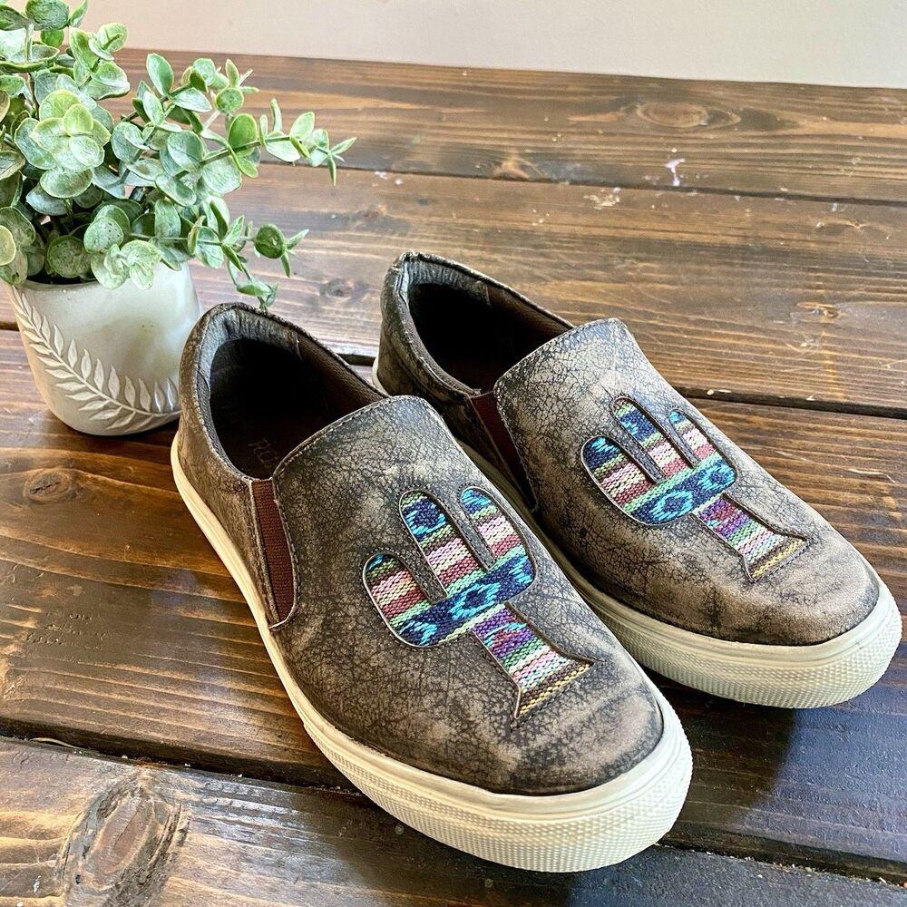 Women’s Western Roper Leather Slip On Shoe With Cactus Appliqué Size 6